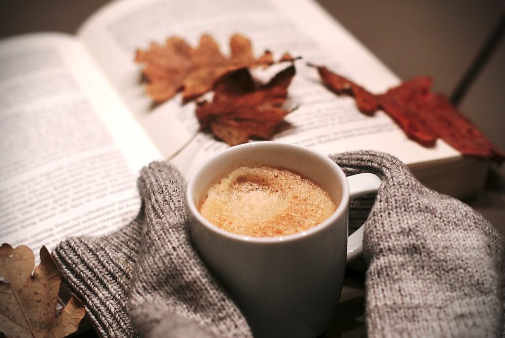 가을-독서-커피